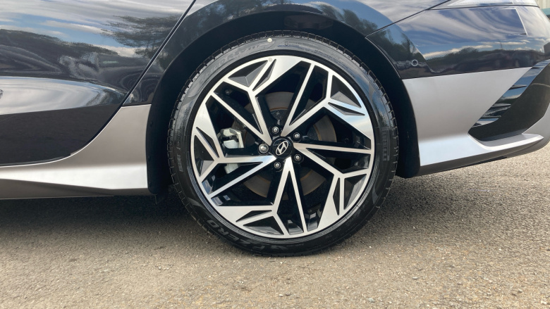 Hyundai IONIQ 6 239kW Ultimate 77kWh 4dr AWD Auto Electric Saloon